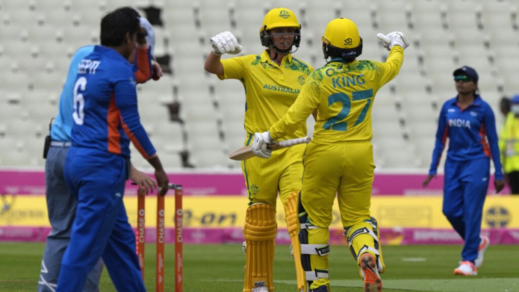 IND W vs AUS W: ऑस्ट्रलिया ने भारत को 7 विकेट से रौंदा, वनडे सीरीज के बाद किया T-20 सीरीज पर भी कब्ज़ा