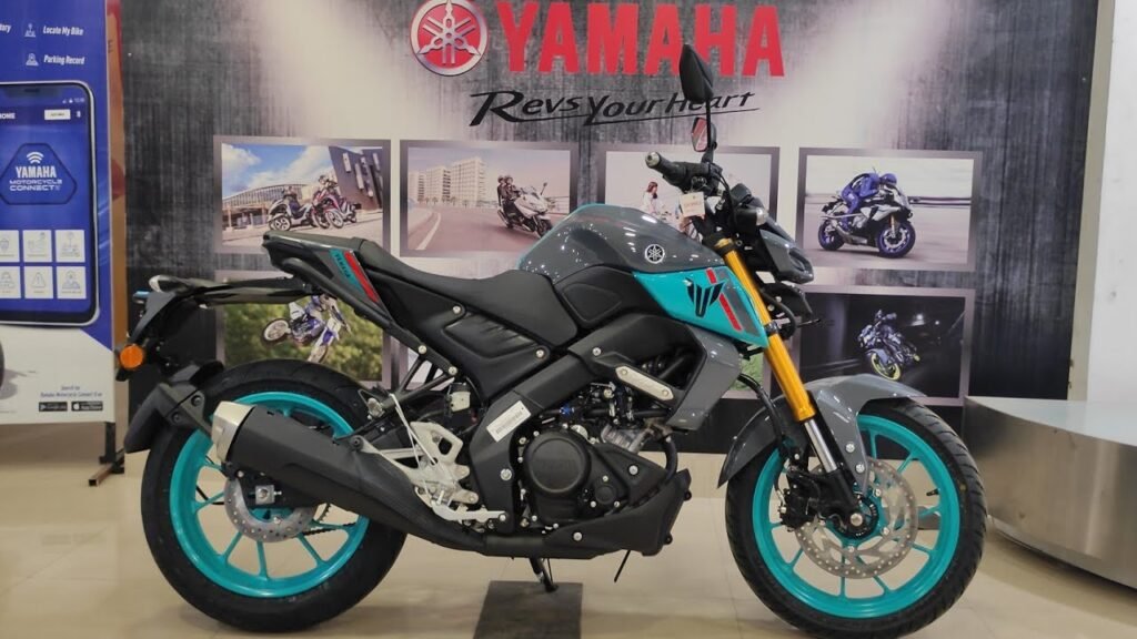 KTM का घमंड तोड़ने आ गई Yamaha की झक्कास बाइक, पॉवरफुल इंजन और किलर लुक के साथ देखे कीमत